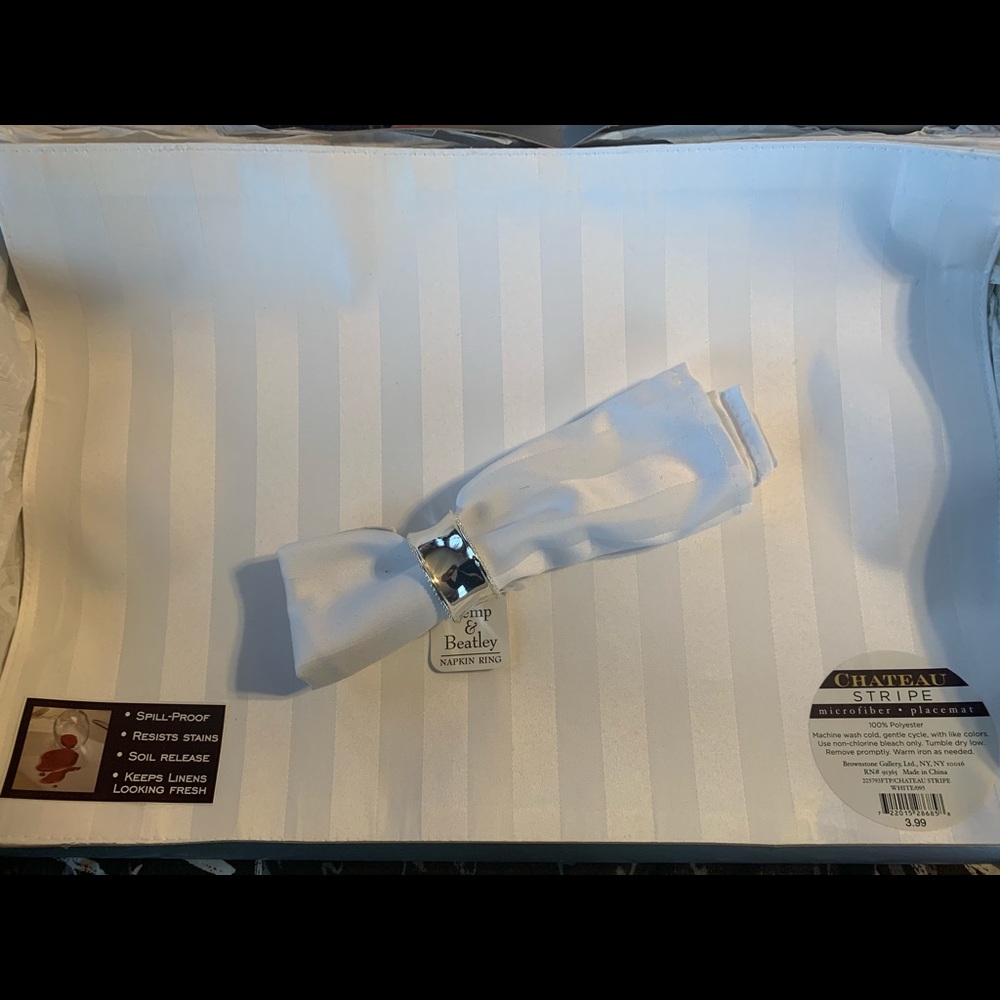 Placemats, Napkins, Rings Service for 12
